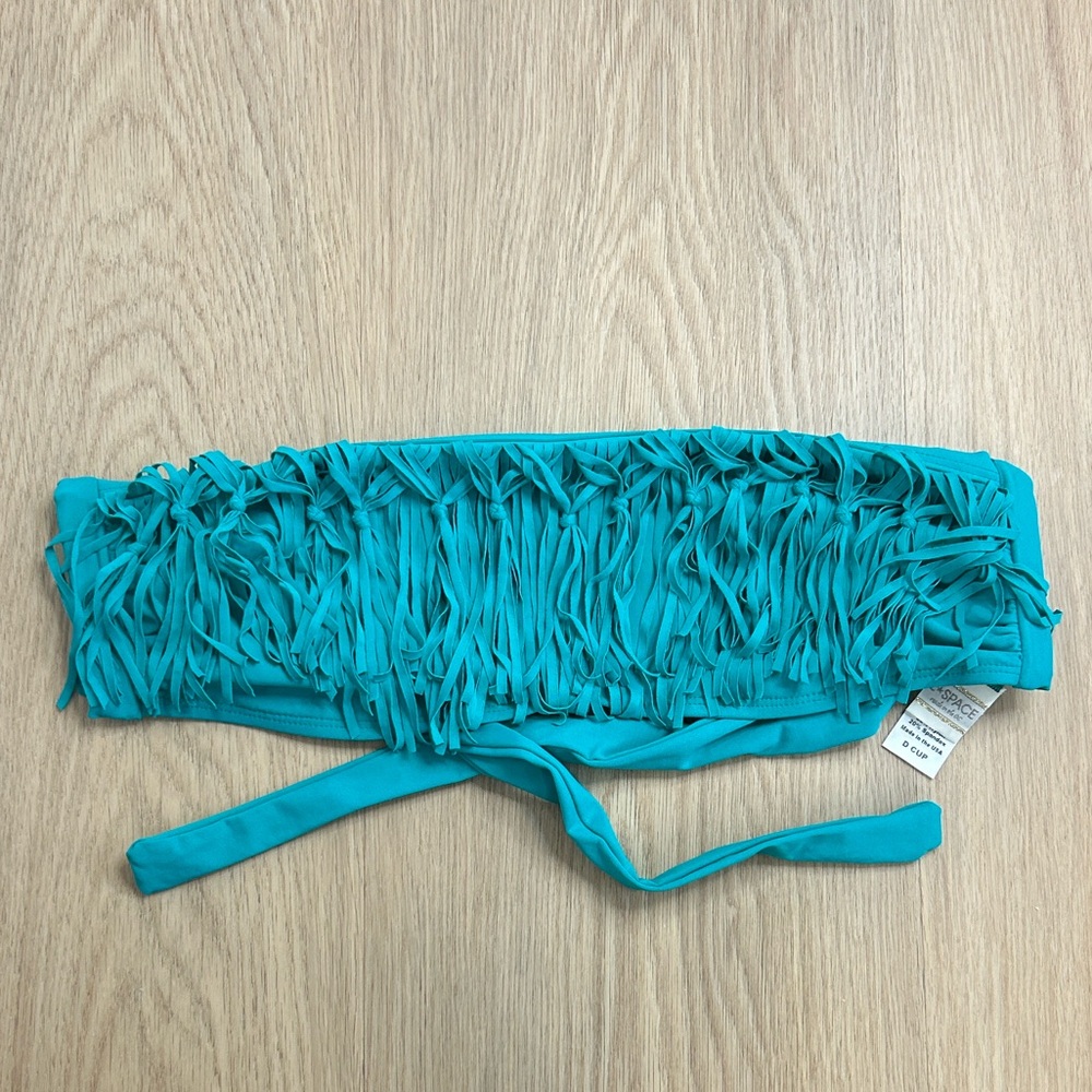 L*Space Dolly Knitted Fringe Bandeau Bikini Top size D - Picture 4 of 7